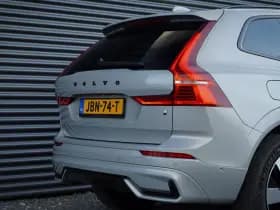 Volvo XC60 2.0 T6 Plug-in hybrid AWD Plus Dark thumbnail 45