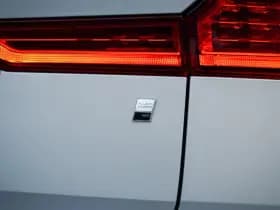 Volvo XC60 2.0 T6 Plug-in hybrid AWD Plus Dark thumbnail 46