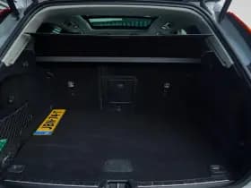 Volvo XC60 2.0 T6 Plug-in hybrid AWD Plus Dark thumbnail 9