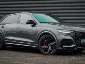 Audi Q8 4.0 TFSI RS Q8 quattro thumbnail 12