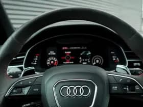 Audi Q8 4.0 TFSI RS Q8 quattro thumbnail 17