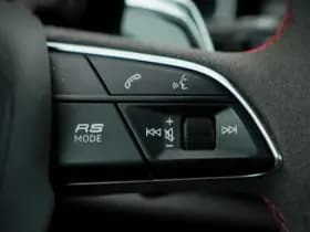 Audi Q8 4.0 TFSI RS Q8 quattro thumbnail 42