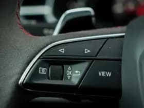 Audi Q8 4.0 TFSI RS Q8 quattro thumbnail 43