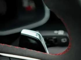 Audi Q8 4.0 TFSI RS Q8 quattro thumbnail 44