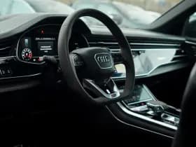 Audi Q8 4.0 TFSI RS Q8 quattro thumbnail 6
