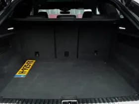 Audi Q8 4.0 TFSI RS Q8 quattro thumbnail 9