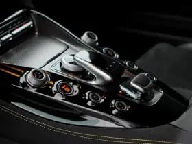 Mercedes-Benz AMG GT 4.0 R thumbnail 52