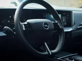 Opel Astra 1.2 GS Line thumbnail 6