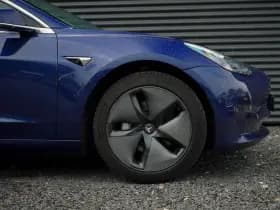 Tesla Model 3 Standard RWD Plus 60 kWh thumbnail 11