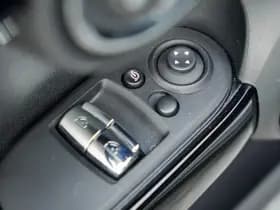 MINI Mini Electric Essential 33 kWh thumbnail 14