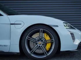 Porsche Taycan Turbo 93 kWh thumbnail 11