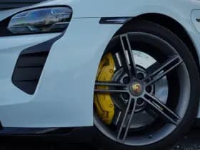 Porsche Taycan Turbo 93 kWh thumbnail 18