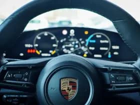 Porsche Taycan Turbo 93 kWh thumbnail 5