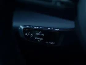 Porsche Taycan Turbo 93 kWh thumbnail 50