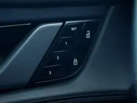 Porsche Taycan Turbo 93 kWh thumbnail 60