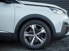 Peugeot 3008 1.6 HYbrid4 300 Première Pack Avantage thumbnail 11