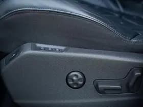 Peugeot 3008 1.6 HYbrid4 300 Première Pack Avantage thumbnail 27