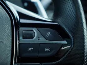 Peugeot 3008 1.6 HYbrid4 300 Première Pack Avantage thumbnail 47