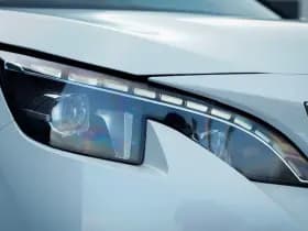 Peugeot 3008 1.6 HYbrid4 300 Première Pack Avantage thumbnail 10