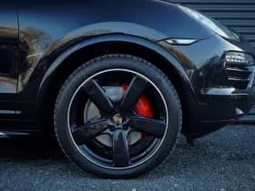 Porsche Cayenne 4.2 D S thumbnail 11