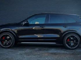 Porsche Cayenne 4.2 D S thumbnail 3