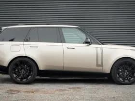 Land Rover Range Rover 3.0 P460e HSE PHEV thumbnail 13