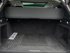 Land Rover Range Rover 3.0 P460e HSE PHEV thumbnail 9