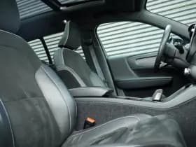 Volvo XC40 1.5 T5 Recharge R-Design thumbnail 18