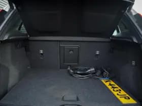 Volvo XC40 1.5 T5 Recharge R-Design thumbnail 9