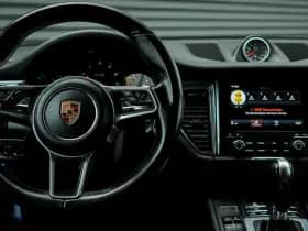 Porsche Macan 3.0 GTS thumbnail 54