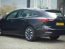 Ford FOCUS Wagon 1.0 EcoBoost Hybrid Titanium thumbnail 14