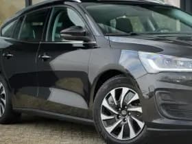Ford FOCUS Wagon 1.0 EcoBoost Hybrid Titanium thumbnail 24