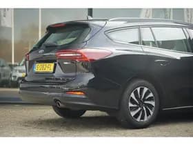 Ford FOCUS Wagon 1.0 EcoBoost Hybrid Titanium thumbnail 31