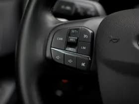 Ford FOCUS Wagon 1.0 EcoBoost Hybrid Titanium thumbnail 35