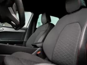 SEAT Leon Sportstourer 1.5 eTSI FR thumbnail 2