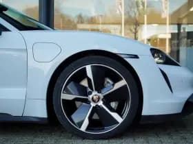 Porsche Taycan Performance 84 kWh thumbnail 11