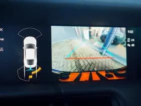 Porsche Taycan Performance 84 kWh thumbnail 30