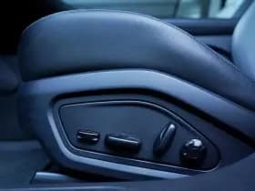 Porsche Taycan Performance 84 kWh thumbnail 35