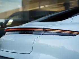 Porsche Taycan Performance 84 kWh thumbnail 37