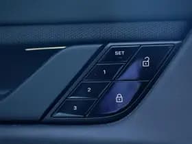 Porsche Taycan Performance 84 kWh thumbnail 63