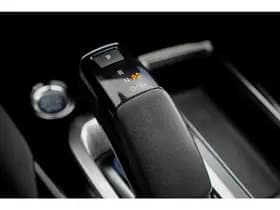 Peugeot 3008 1.6 HYbrid4 300 GT thumbnail 15