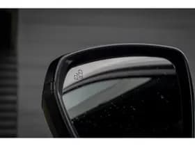 Peugeot 3008 1.6 HYbrid4 300 GT thumbnail 39