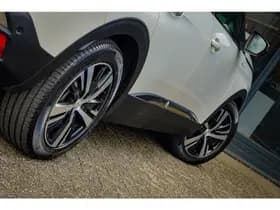 Peugeot 3008 1.6 HYbrid4 300 GT thumbnail 40