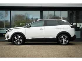 Peugeot 3008 1.6 HYbrid4 300 GT thumbnail 3