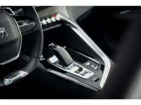 Peugeot 3008 1.6 HYbrid4 300 GT thumbnail 33