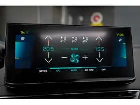 Peugeot 3008 1.6 HYbrid4 300 GT thumbnail 41