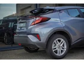 Toyota C-HR thumbnail 38