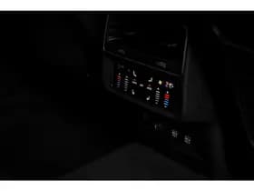 Audi RSQ8 thumbnail 19