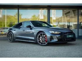 Audi e-tron GT thumbnail 12