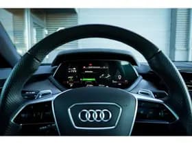 Audi e-tron GT thumbnail 17